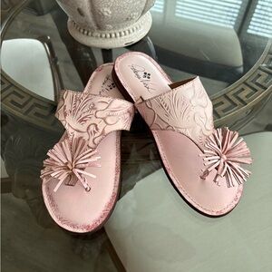 🩷🩷PATRICIA NASH FRANCA FLOWER POM TOOLED LEATHER SANDALS!🩷🩷